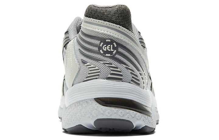 ASICS GEL-KYRIOS CARRIER GREY