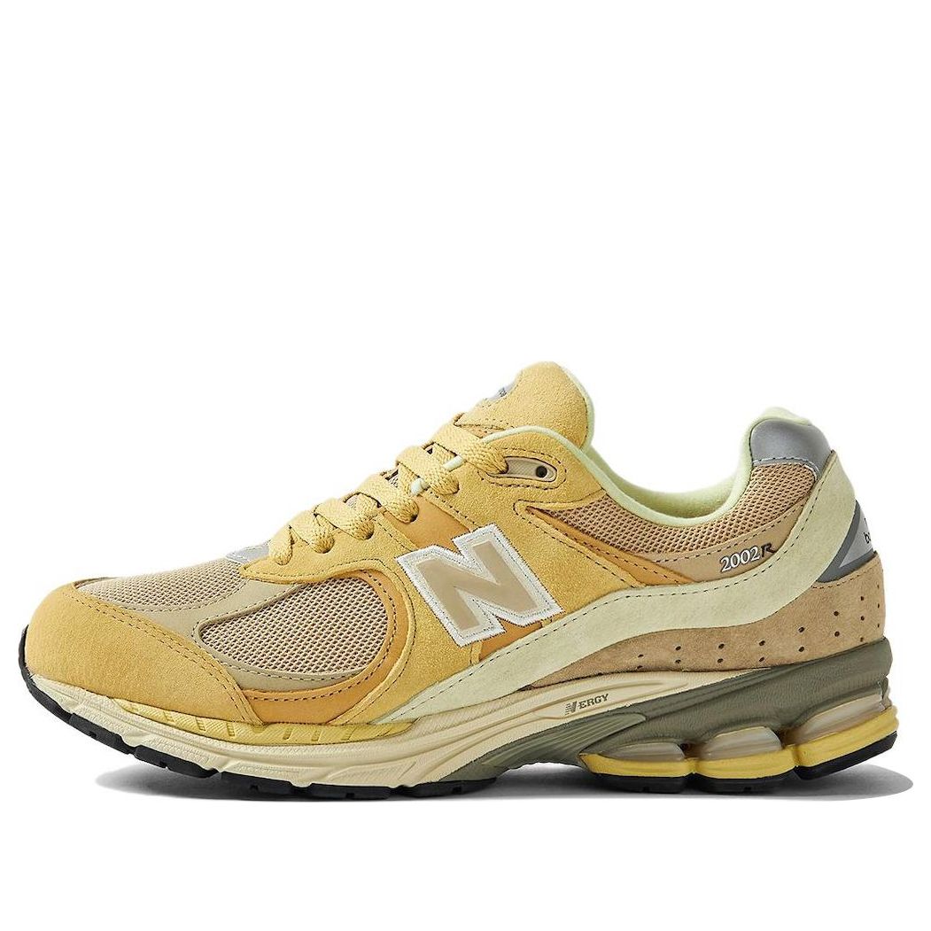 AURALEE X NEW BALANCE 2002R &