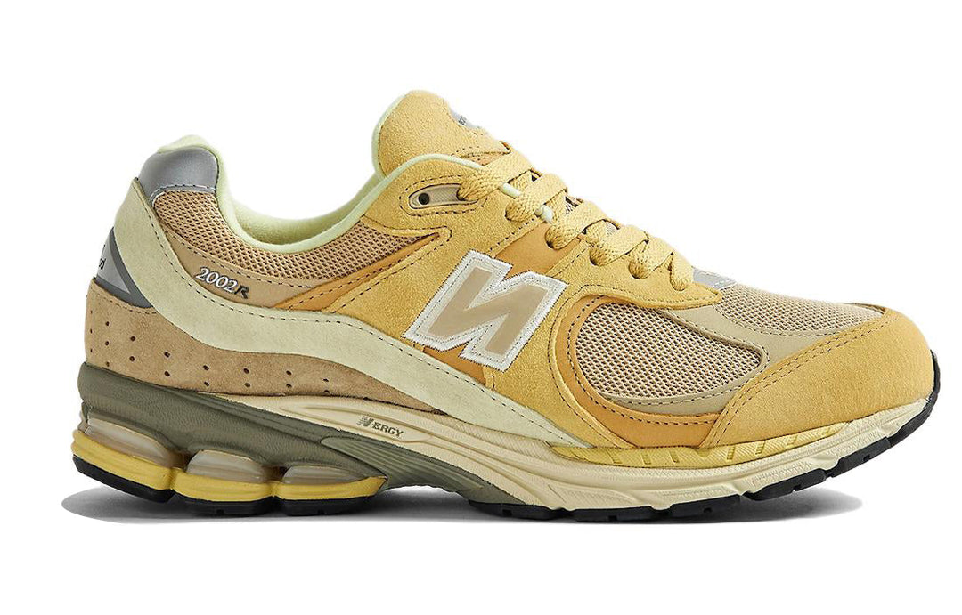 AURALEE X NEW BALANCE 2002R &