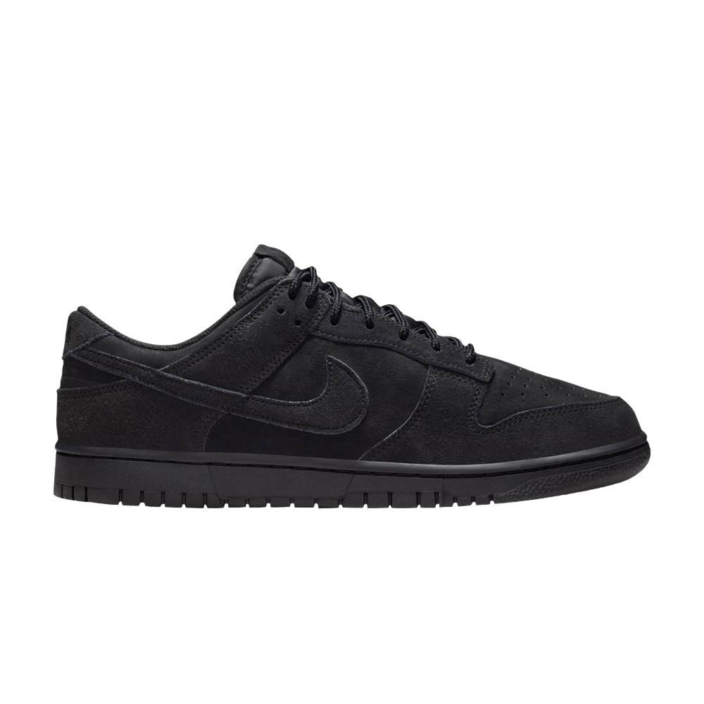 NIKE DUNK LOW SE TRIPLE BLACK