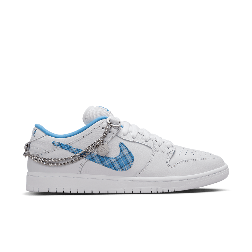 NIKE SB DUNK LOW PRO NICOLE HAUSE