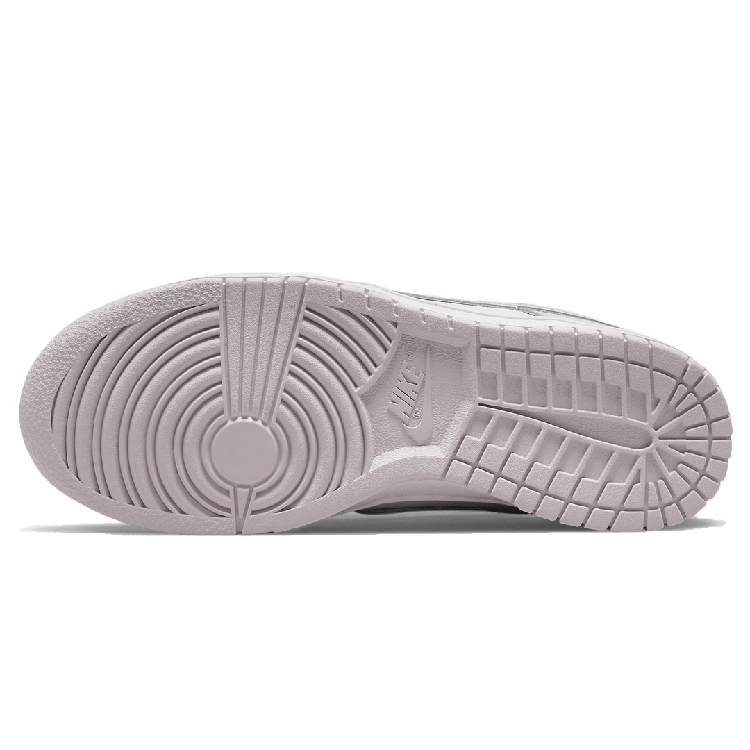 NIKE DUNK LOW WMNS &