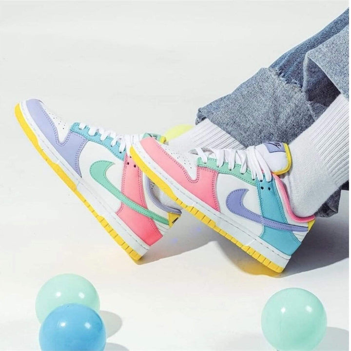 NIKE DUNK LOW SE WMNS &