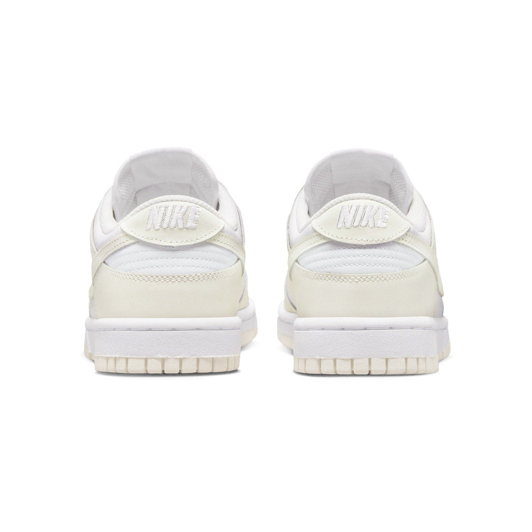 NIKE DUNK LOW WMNS &