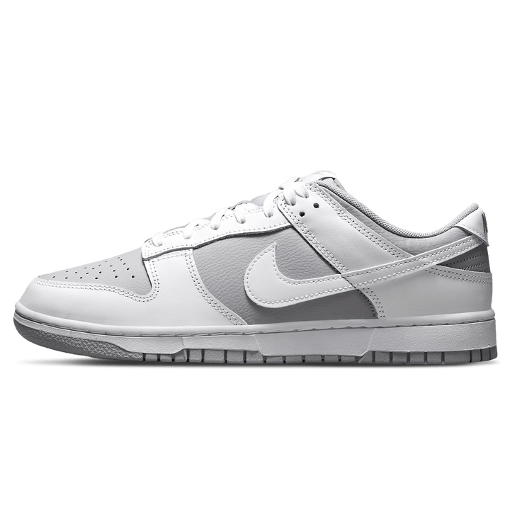 NIKE DUNK LOW &
