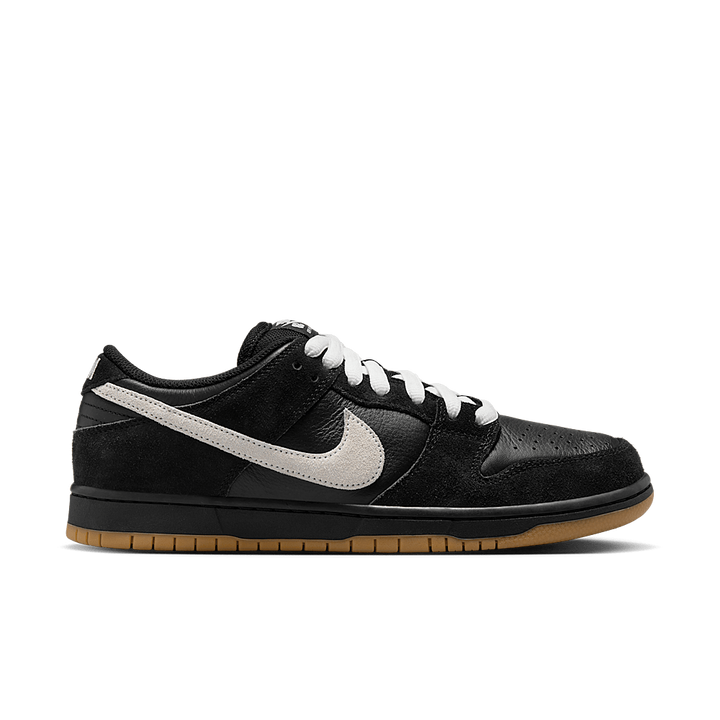 NIKE DUNK LOW PRO SB BLACK WHITE GUM