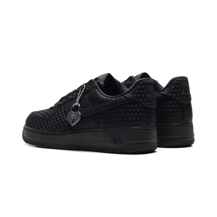 NIKE AIR FORCE 1 LOW VALENTINE&