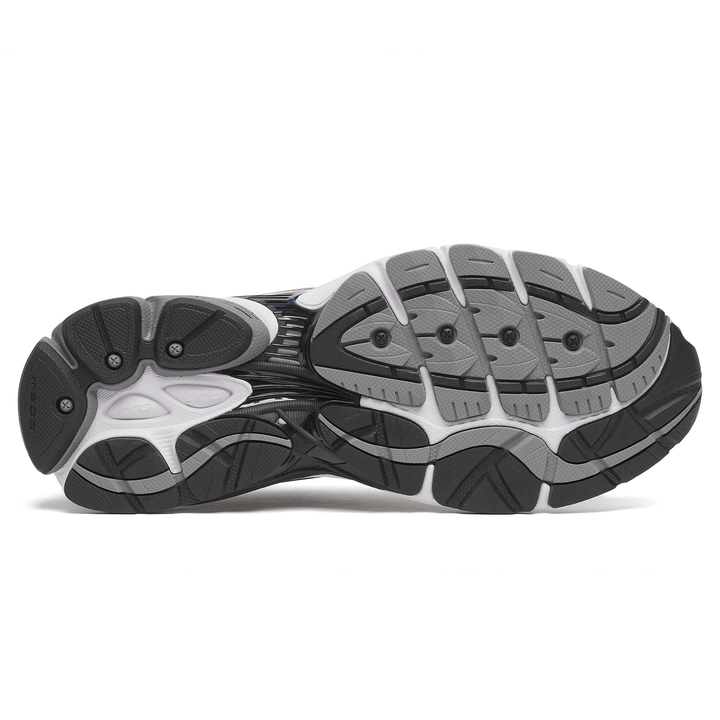 SAUCONY PROGRID OMNI 9 &