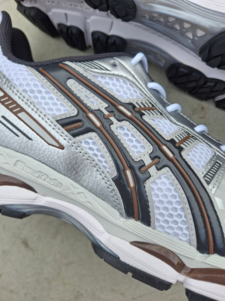 ASICS GEL KAYANO 12.1 &