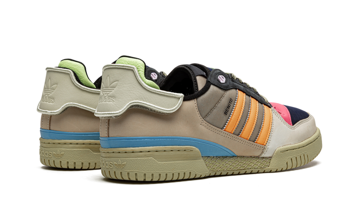 BAD BUNNY X ADIDAS FORUM LOW POWERPHASE — Stock 