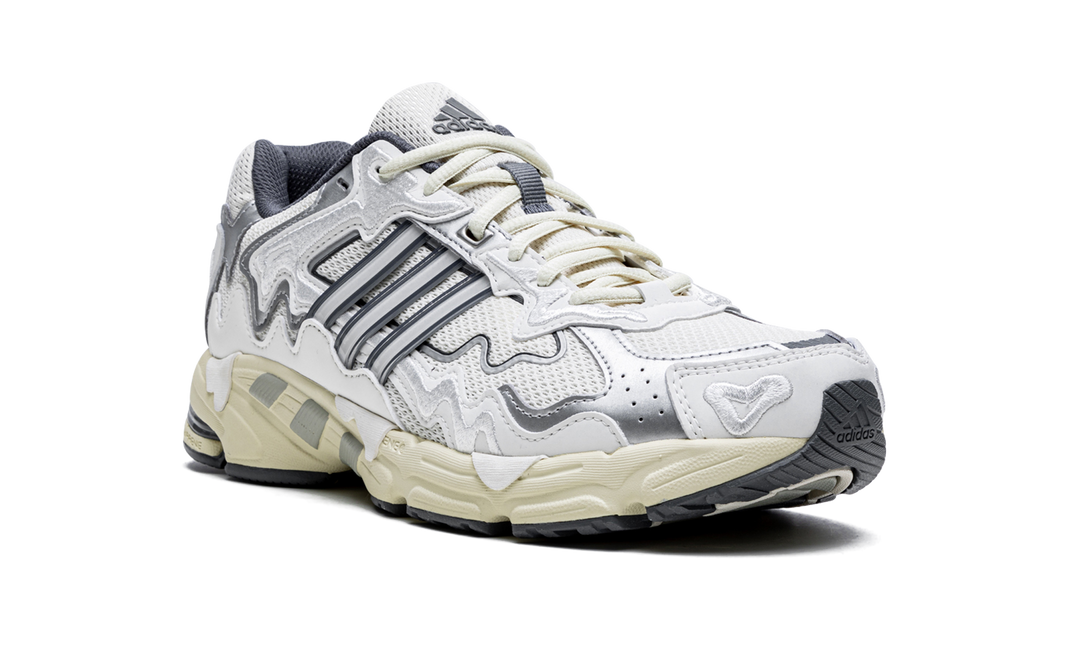 BAD BUNNY X ADIDAS RESPONSE CL — Stock 