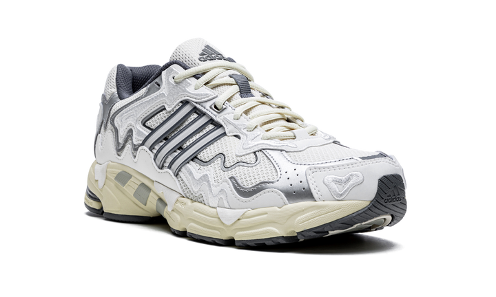 BAD BUNNY X ADIDAS RESPONSE CL — Stock 