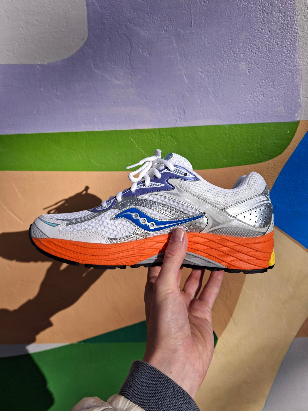 SAUCONY PROGRID OMNI 9 &