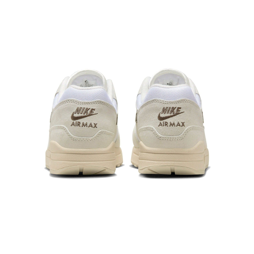 NIKE AIR MAX 1 &