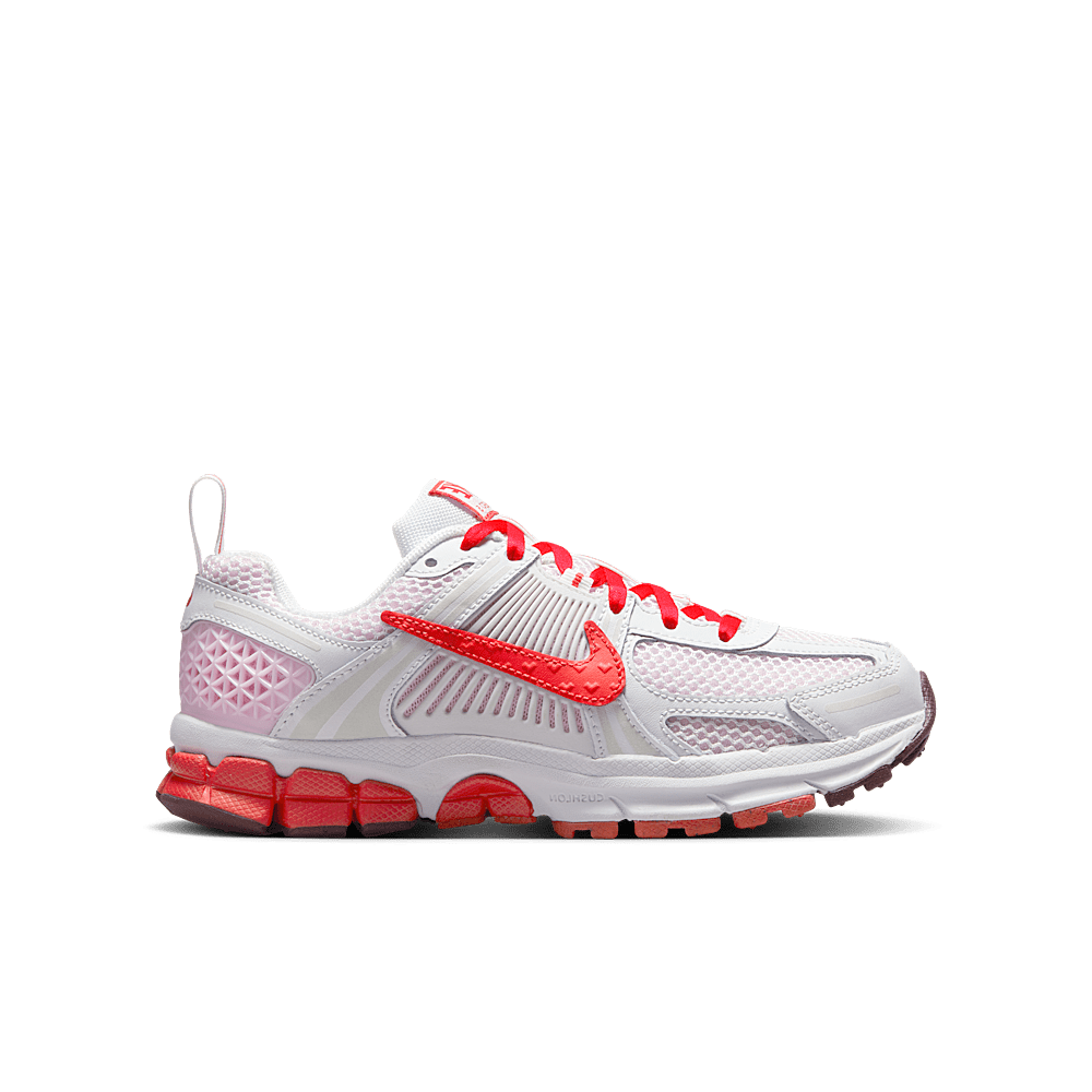 NIKE ZOOM VOMERO 5 VALENTINE&