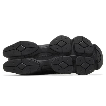NEW BALANCE 9060 'TRIPLE BLACK SUEDE' — Stock
