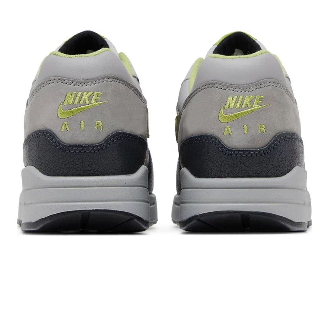 HUF X NIKE AIR MAX 1 SP &