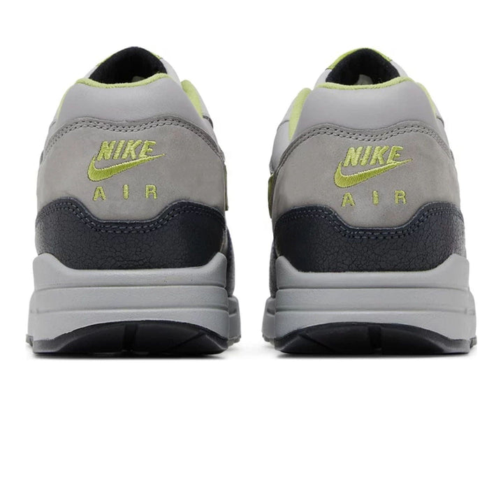 HUF X NIKE AIR MAX 1 SP &