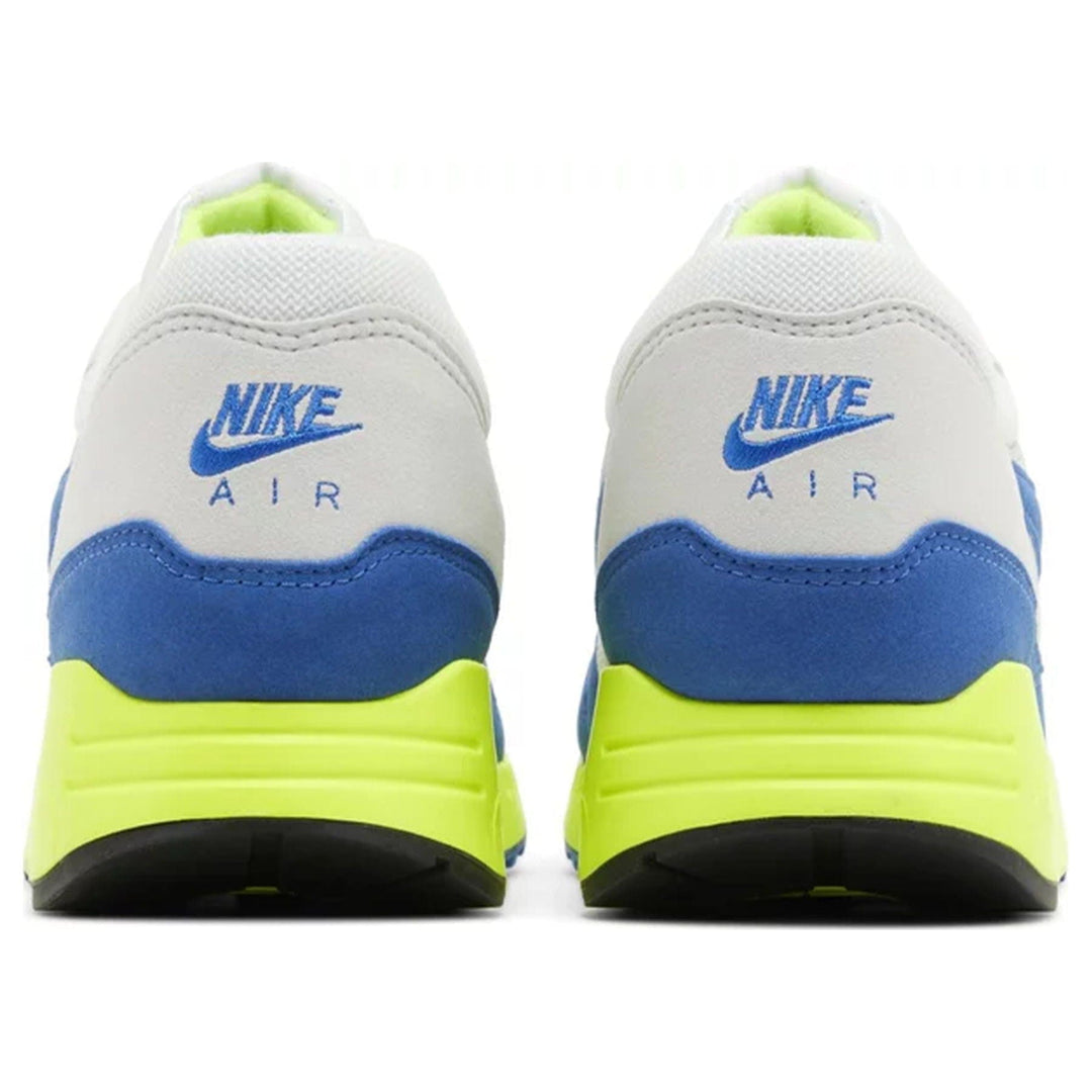 NIKE AIR MAX 1 &