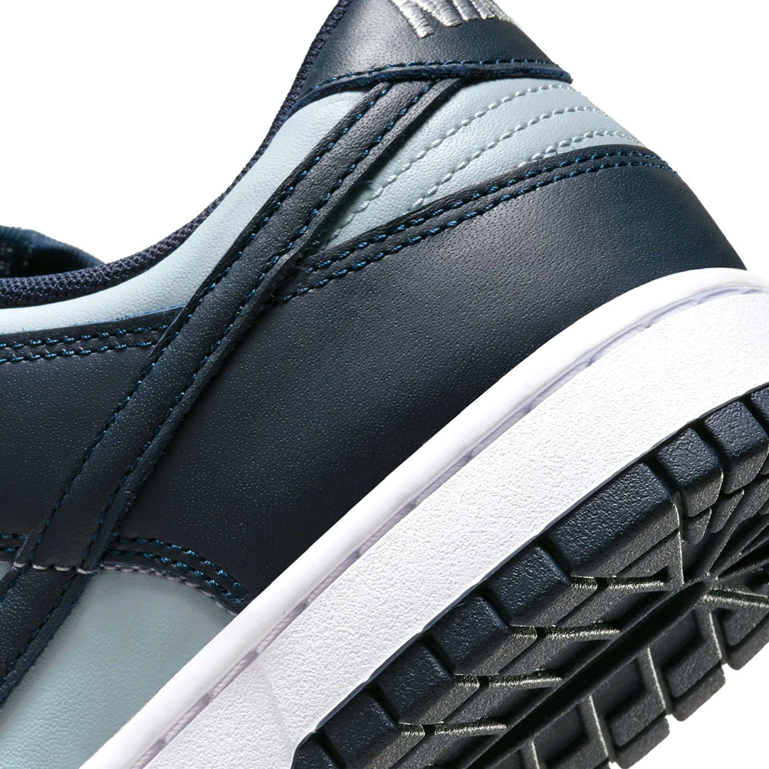 NIKE DUNK LOW &
