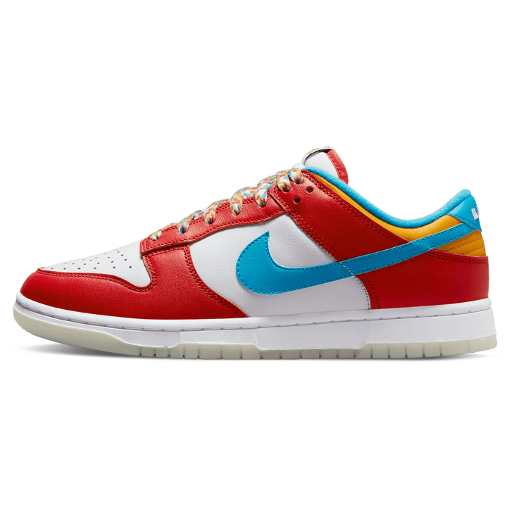 NIKE DUNK LOW QS &