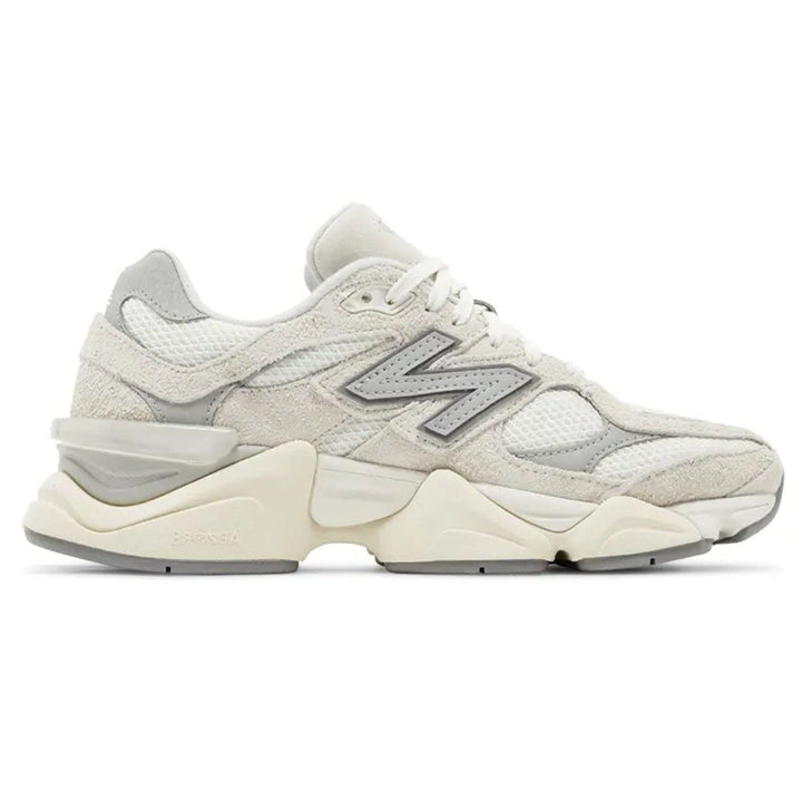 NEW BALANCE 9060 &