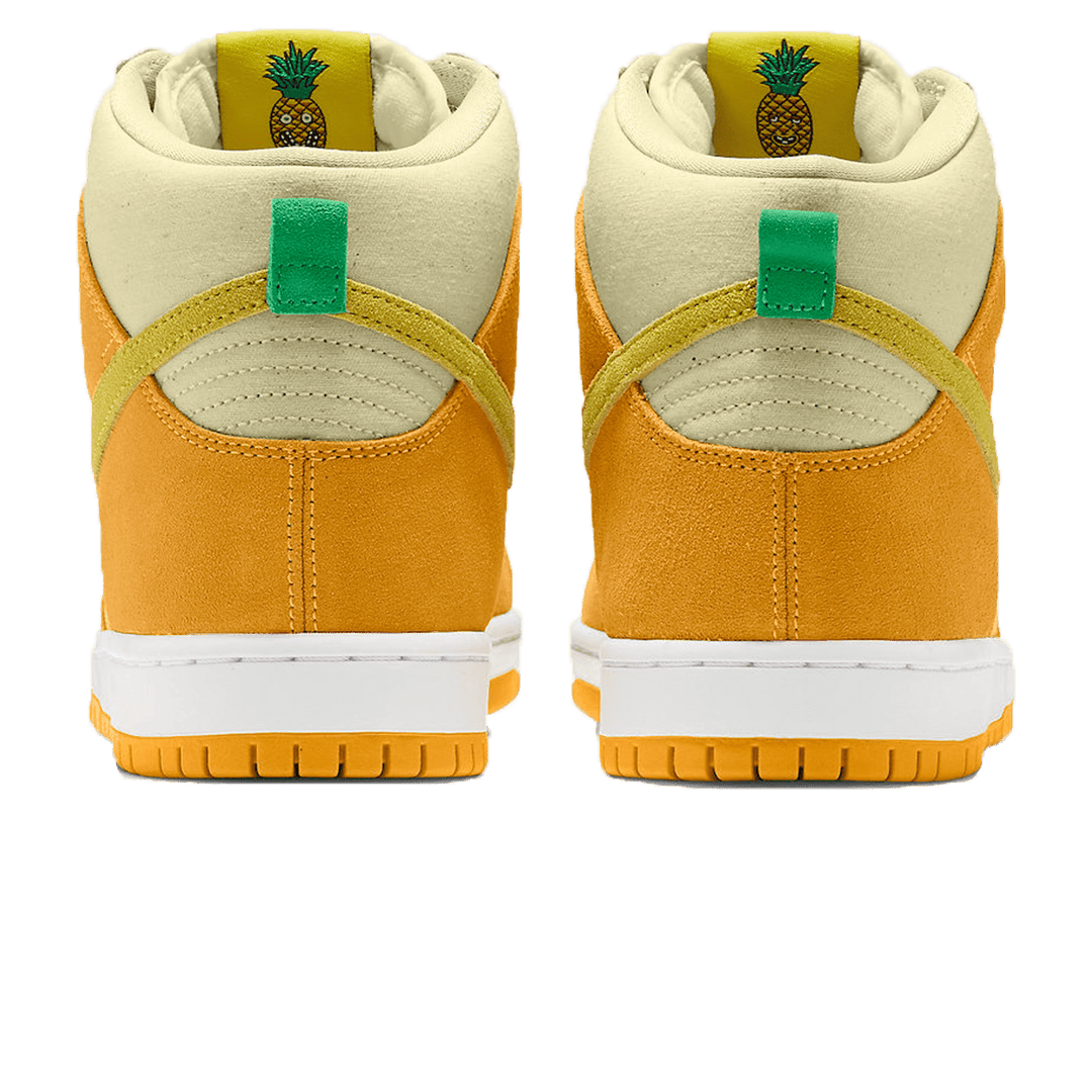 NIKE DUNK HIGH PRO SB &