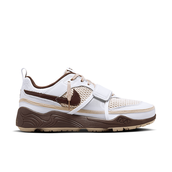 NIKE ZOOM FIELD JAXX TRAVIS SCOTT LIGHT CHOCOLATE