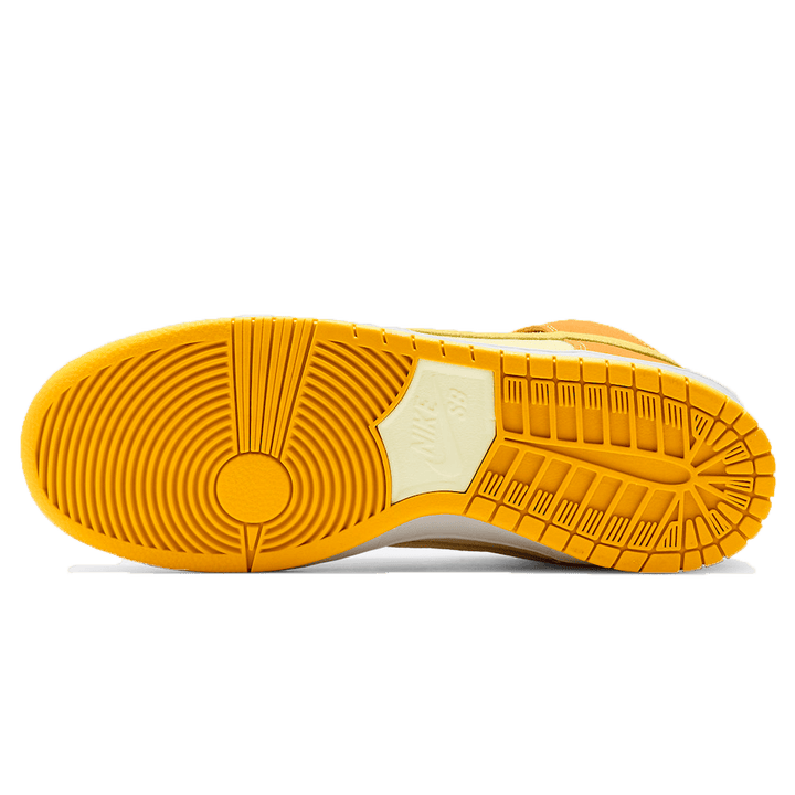NIKE DUNK HIGH PRO SB &
