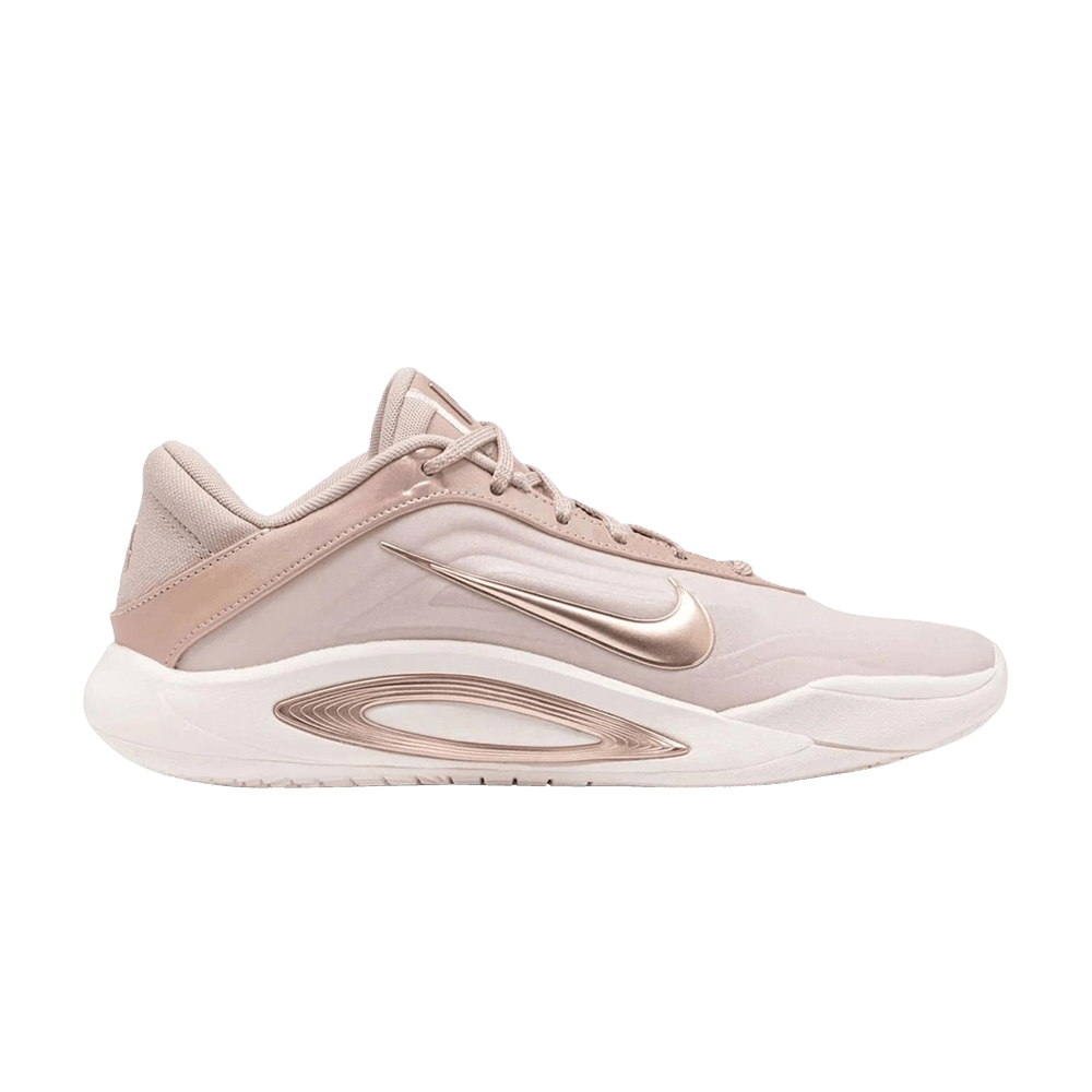 NIKE A&