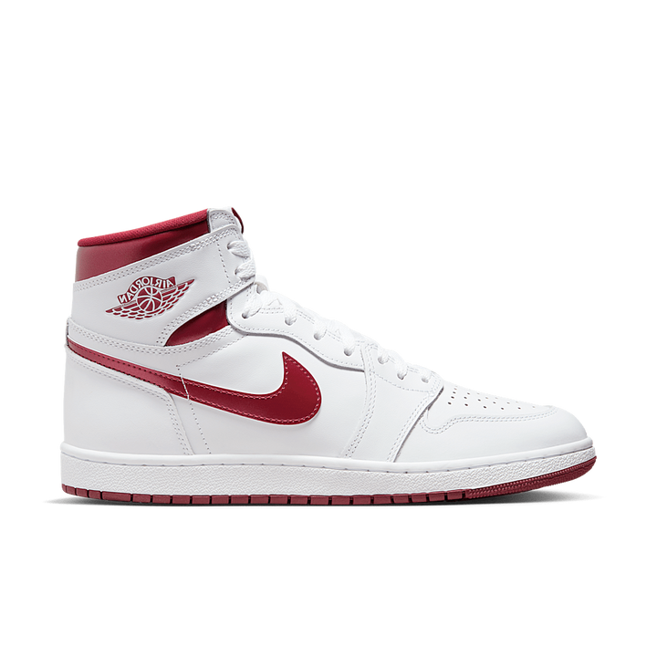 JORDAN 1 RETRO HIGH &