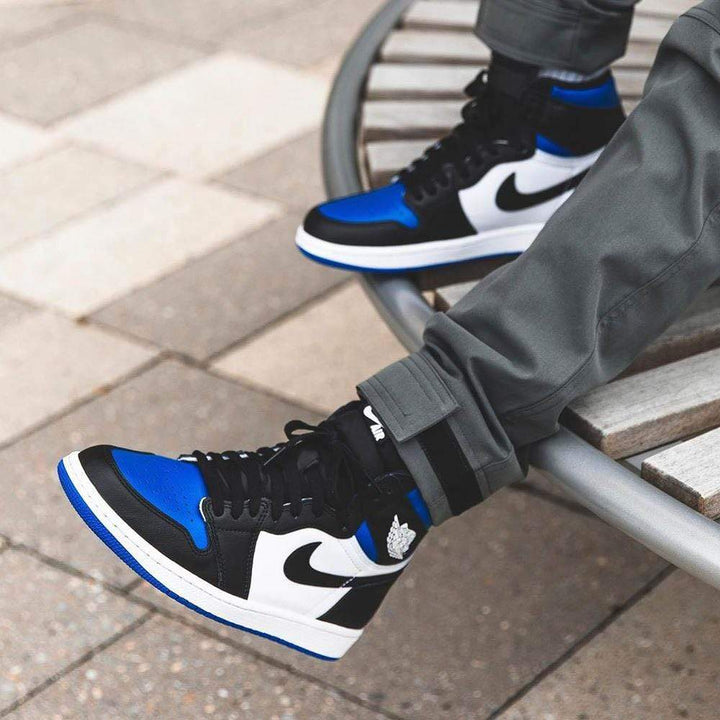 AIR JORDAN 1 RETRO HIGH OG &
