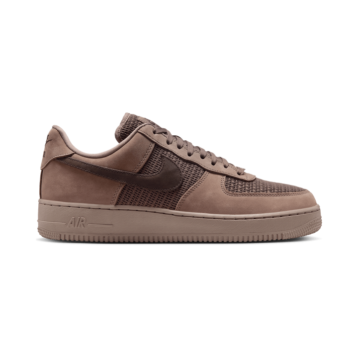 NIKE AIR FORCE 1 &