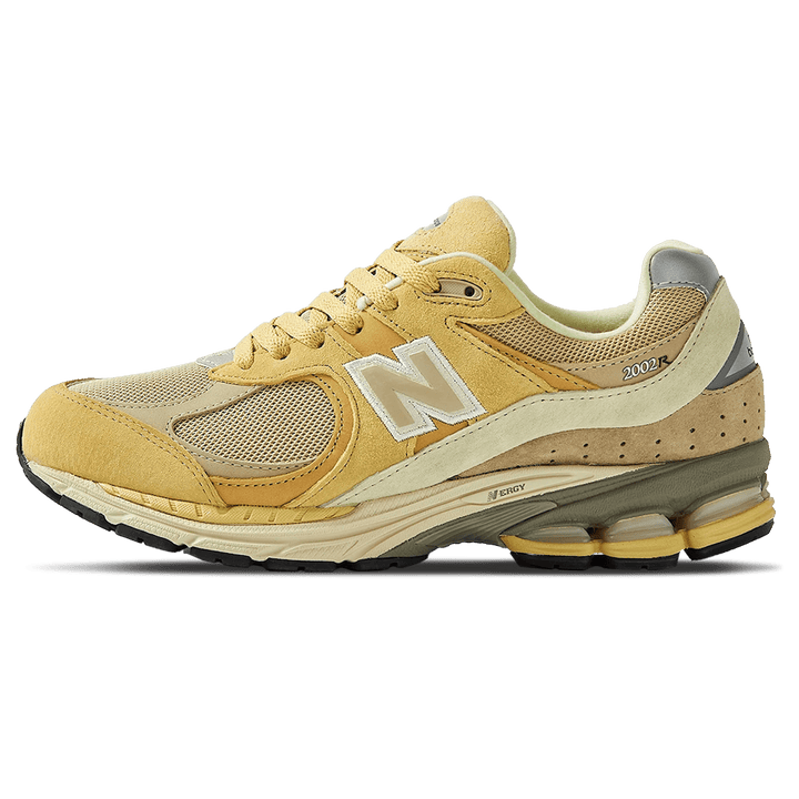 AURALEE X NEW BALANCE 2002R &