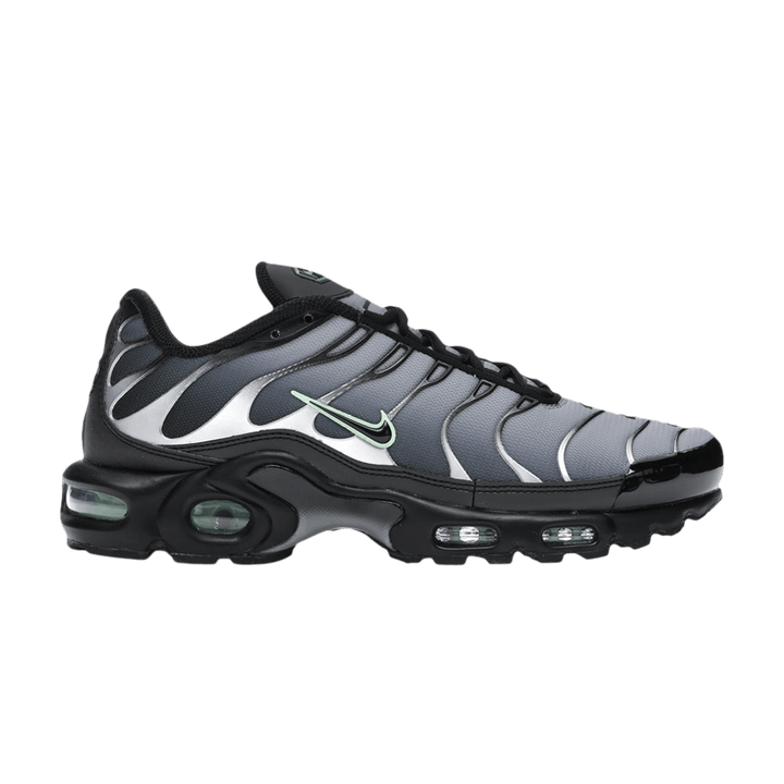 NIKE AIR MAX PLUS BLACK PARTICLE GREY VAPOUR GREEN