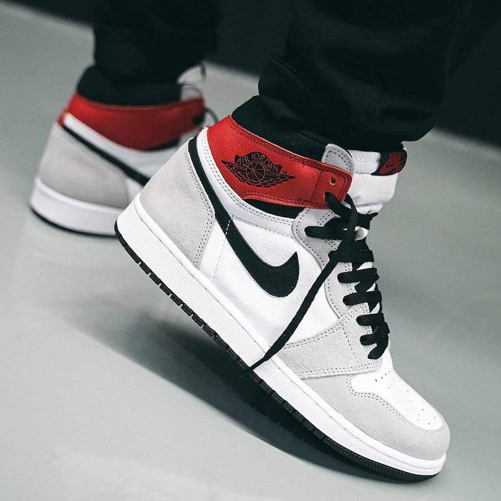 AIR JORDAN 1 RETRO HIGH OG &