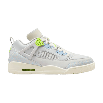 JORDAN SPIZIKE LOW PHOTO DUST VOLT — Stock