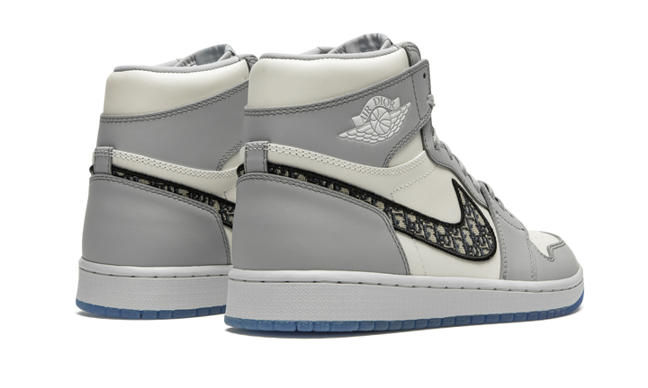 DIOR X AIR JORDAN 1 HIGH