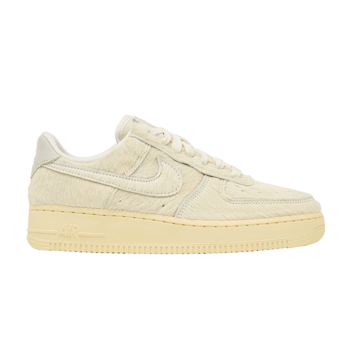 NIKE AIR FORCE 1 LOW &