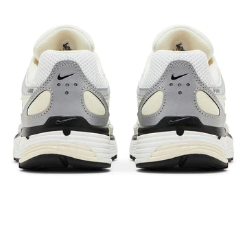 NIKE P-6000 WMNS 'COCONUT MILK METALLIC SILVER'