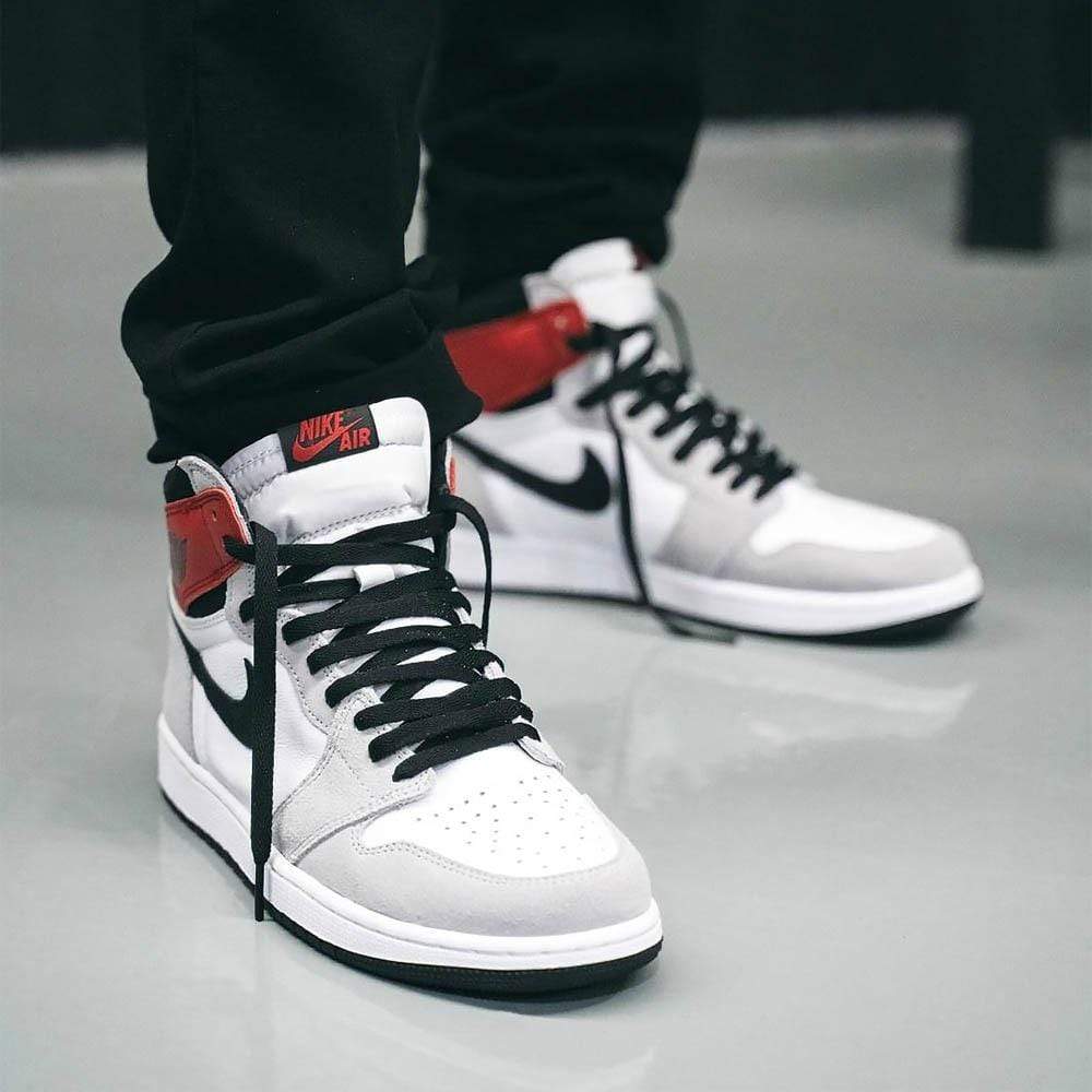 AIR JORDAN 1 RETRO HIGH OG &