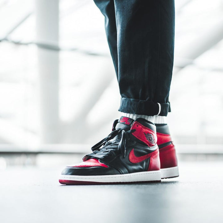 AIR JORDAN 1 RETRO HIGH OG BRED 2016 BANNED
