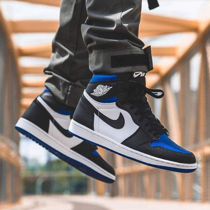 AIR JORDAN 1 RETRO HIGH OG &