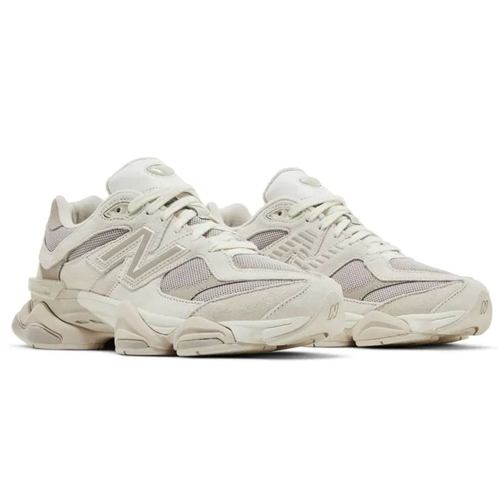 NEW BALANCE 9060 &