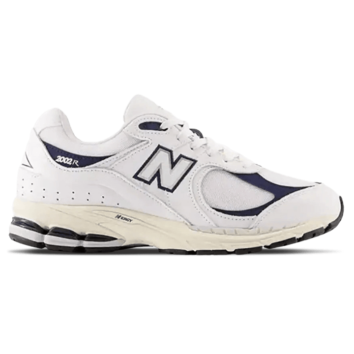 NEW BALANCE 2002R &