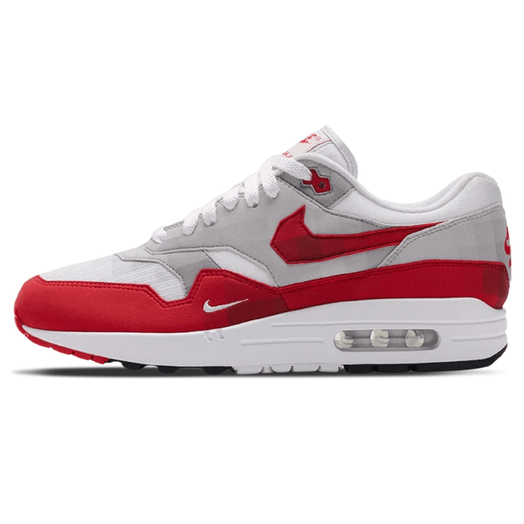 NIKE AIR MAX 1 &