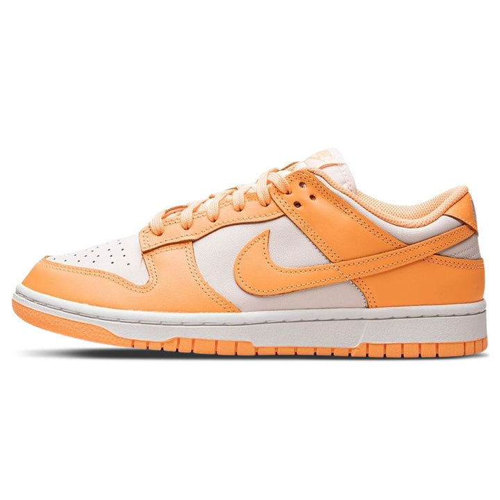 NIKE DUNK LOW WMNS &