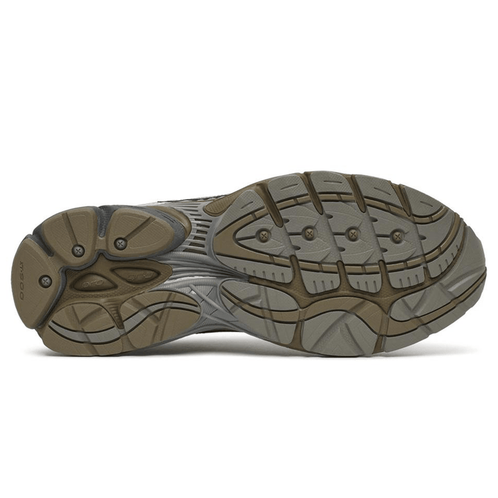 SAUCONY PROGRID OMNI 9 CHROME &