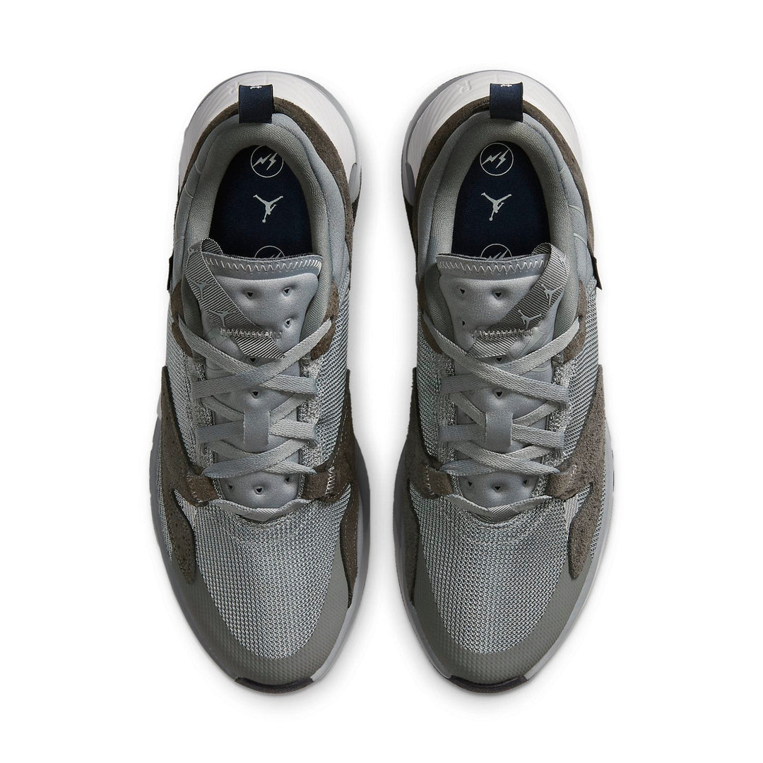 FRAGMENT DESIGN X AIR JORDAN AIR CADENCE SP GREY