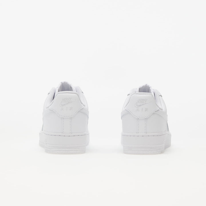 NIKE AIR FORCE 1 LOW &